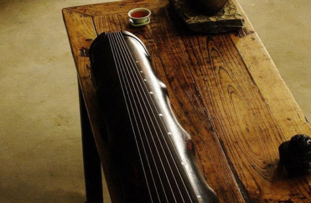 林芝地区古琴蕴含的传统文化，一把古琴制备出来要两年的时间